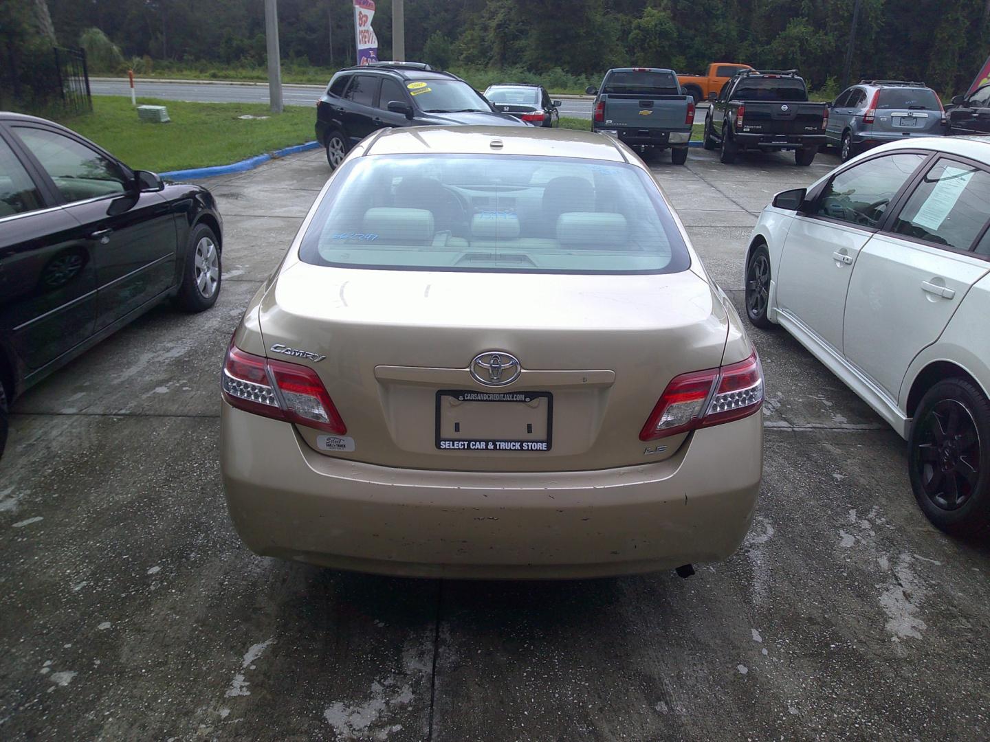 2011 BEIGE TOYOTA CAMRY BASE; SE; LE; (4T1BF3EK7BU) , located at 10405 Abercorn Street, Savannah, GA, 31419, (912) 921-8965, 31.988262, -81.131760 - Photo#5